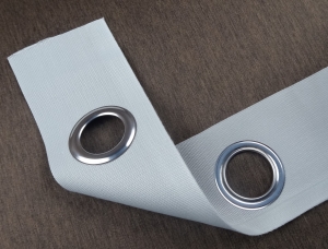 Törtfehér színű szalag ezüst karikával - szélesség 6cm