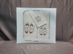 Ziplar 3 darabos kéztötrlő és törölköző set hímzése: 