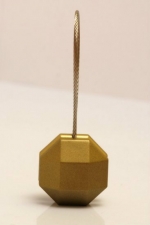 Magnetka oceľová na záves alebo záclonu farby: staré zlato, tvaru: päťuholník a rozmeru: 35cm