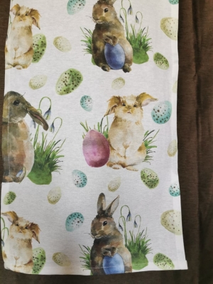 Hímzett asztalterítő 35 x 118cm  „Husvéti nyúl“