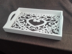 Podnos z dreva rozmerov: 30 × 26 × 6cm 