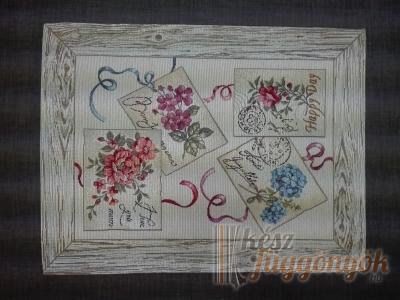 Tányéralátét méretei: 30 × 40cm goblen „rózsa“
