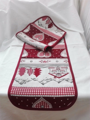Vianočný obrus rozmerov: 35 x 150 cm, material: bavlna