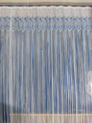 Šnúrková bíla záclona, rozměru 180 × 280cm ( poslední kus )