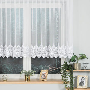 Biela vyšívaná záclona výška 120 cm (metráž)