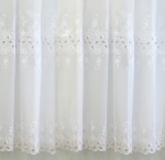 Záclona biela metrážová vyšívaná H2/154 – jemná a elegantná záclona na mieru