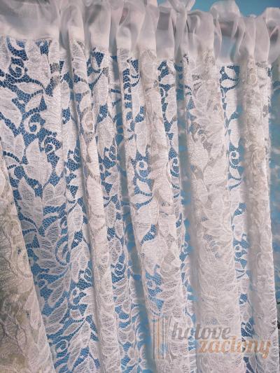 Jediný kus hotové záclony 1319 výšky: 