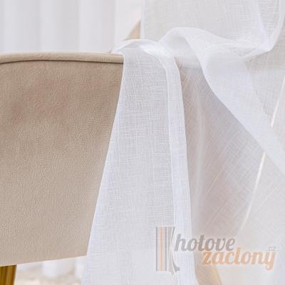Hotová záclona bílá na kroužky – hladký voál bez vzoru