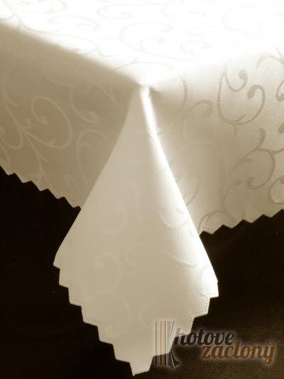 Dekorační teflónový krémový ubrus rozmerů: 80 x 80 cm