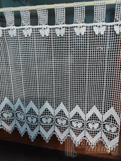 Záclona bíla krajková metrážová vitrážka „Zora“ 