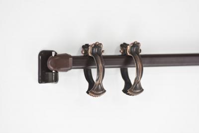 Vitrážna palica hnedá so šrobovacími držiakmi 	