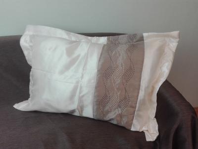 Dekoratívny návlek 