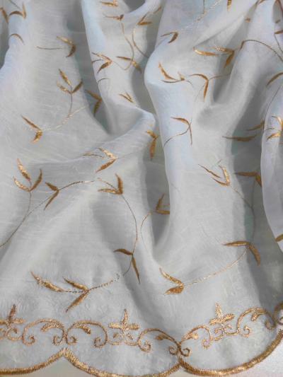 Záclona metrážová biela kreš