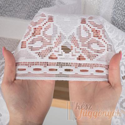 Jacquard, fehér fényáteresztő készfüggöny 