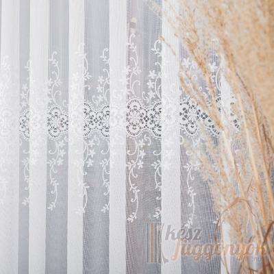 Rövid, fehér, fényáteresztő függöny, méterárú Jacquard "054560"
