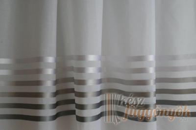 Fehér Voile mintás, fényáteresztő függöny ólomzsunórral, csíkok 45cm magassat 