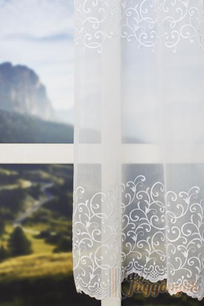 6975 fehér hímzett méterárú függöny – elegáns és légies anyag méretre