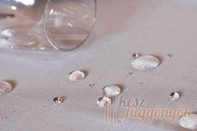 Szürke teflonos asztalterítő, méretei: 150 x 250cm