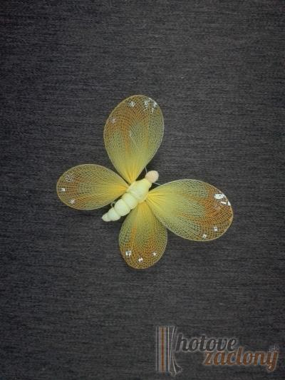 Motílik malý na záclonu odtieňu: žltá