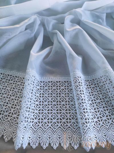 Jediný kus hotovej záclony 1324 výšky: 