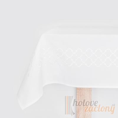 Dekoračný obrus rozmerov: 130 x 180cm 