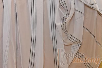 Záclona metrážová voál „Geny“ – jemná elegantná záclona na mieru