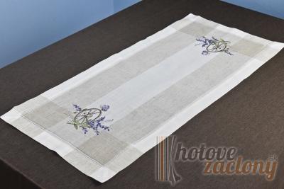 Vyšívaný obrus „Rada“ rozmerov: 40 x 90cm 